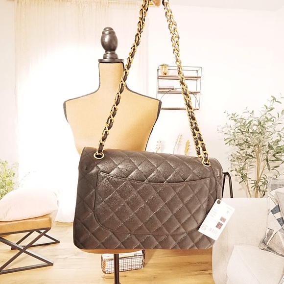 Chanel Classic Double Flap Bag in Caviar Leather - Picture 8 of 10
